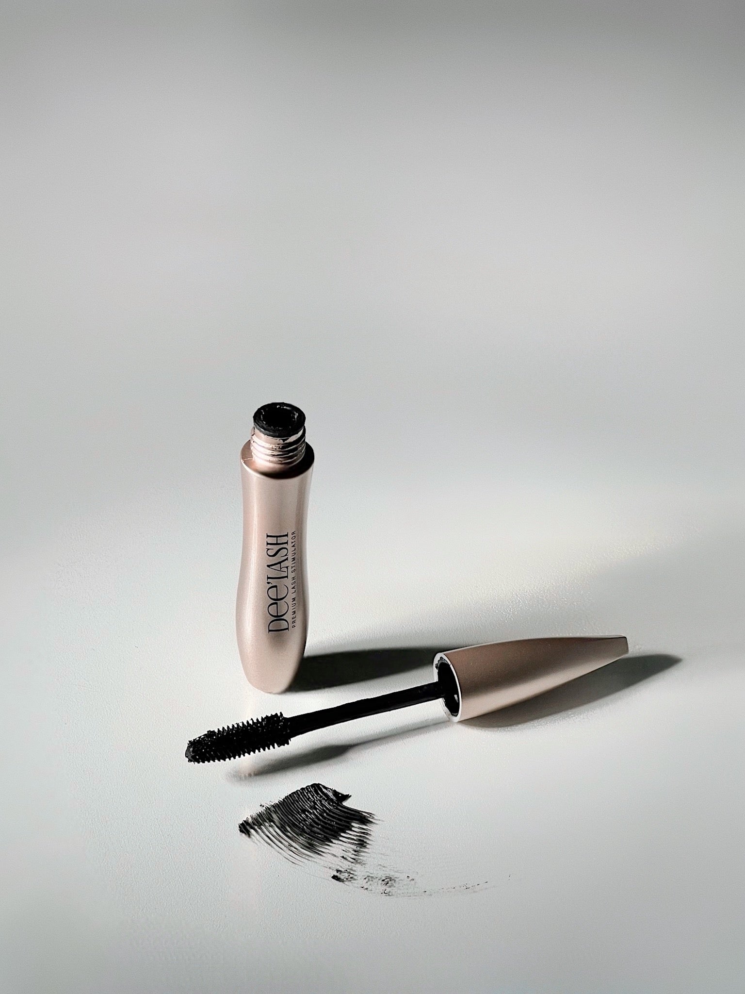 Dee’Beautiful Mascara – Natural & Waterproof